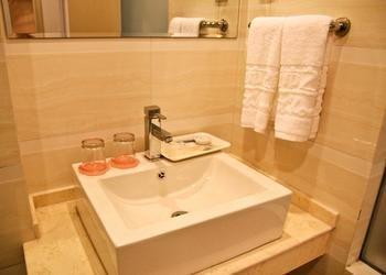 היפיי City Home Hotel מראה חיצוני תמונה
